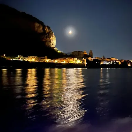 Casa Alice Чефалу